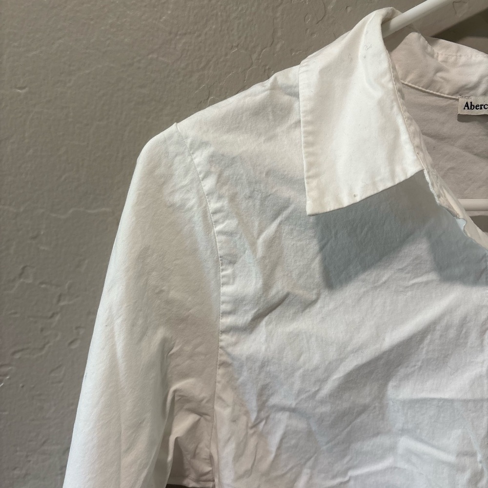 Abercrombie & Fitch White Button Up Crop Top - Picture 6 of 8